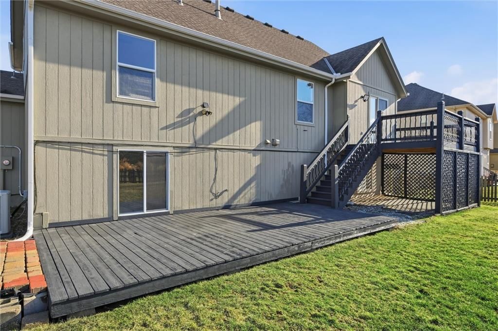 2516 SW Current Lane — photo 32