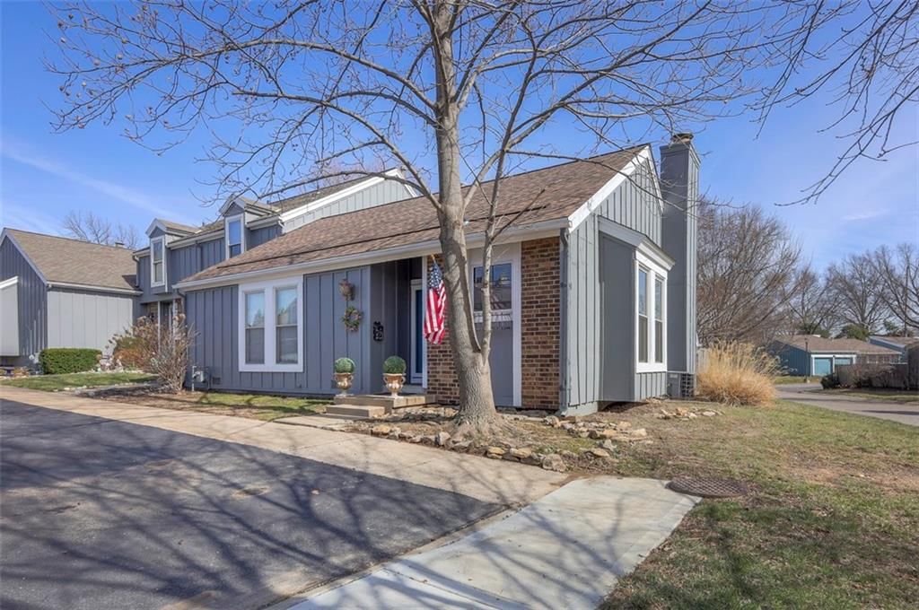 12100 W 82 Terrace — photo 3