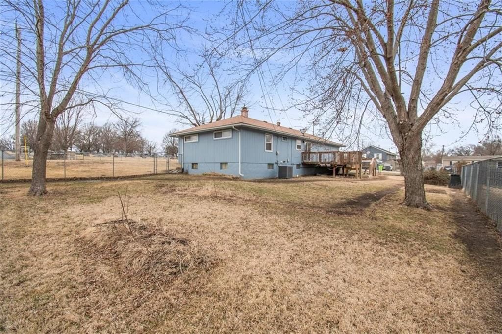 709 S Scott Avenue — photo 4