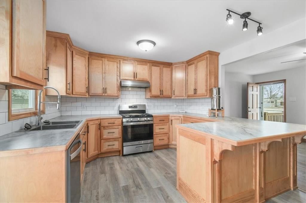 709 S Scott Avenue — photo 7