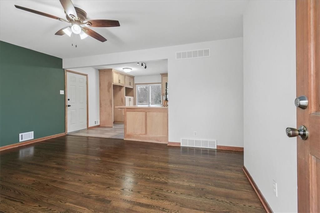 709 S Scott Avenue — photo 11