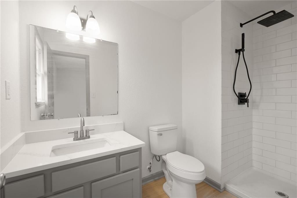 530 Hamilton Street — photo 16