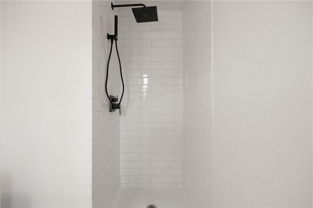 530 Hamilton Street — photo 17