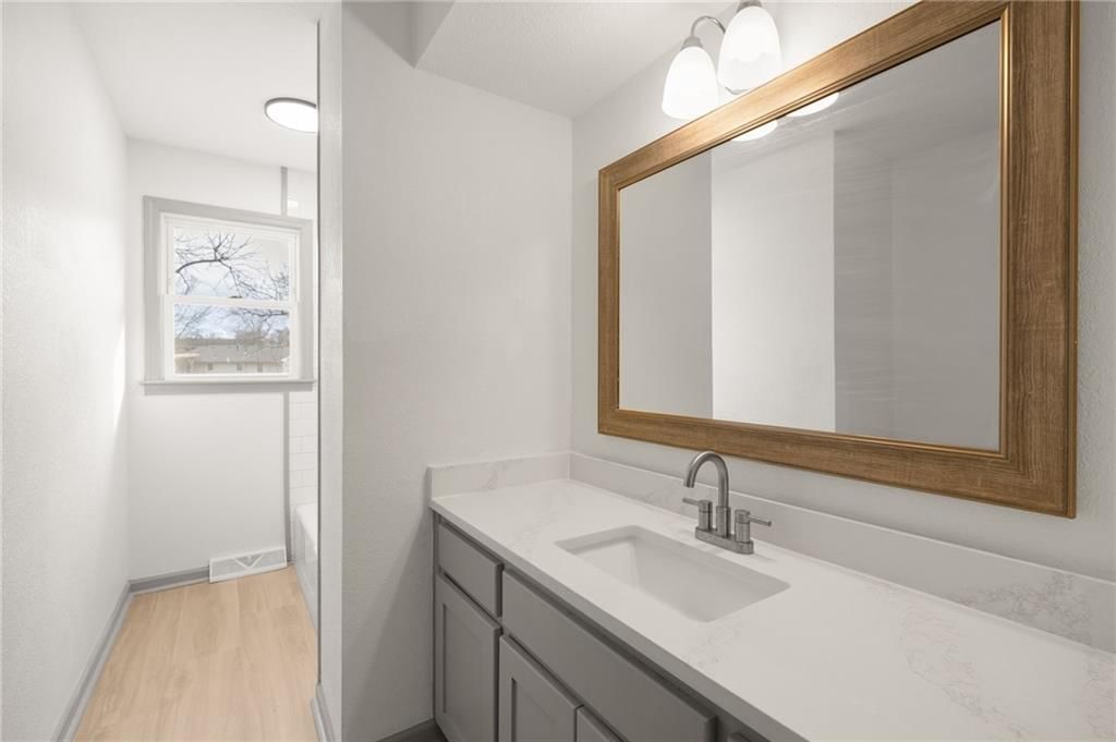 530 Hamilton Street — photo 20