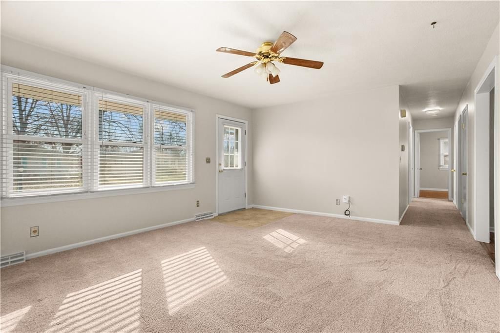 303 SW 5th Street — photo 3