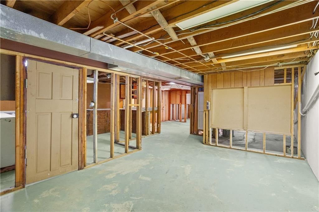 303 SW 5th Street — photo 17