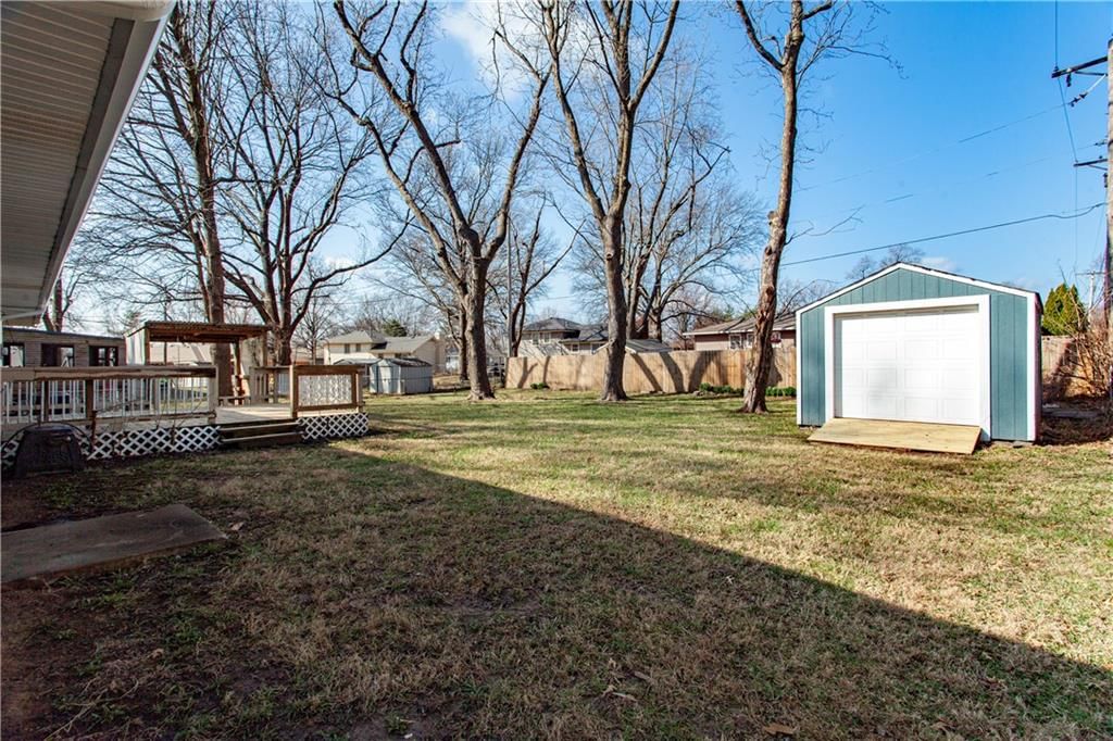 303 SW 5th Street — photo 23