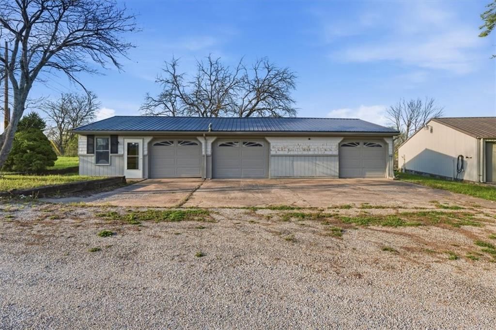 21503 S State Route Y Highway — photo 36