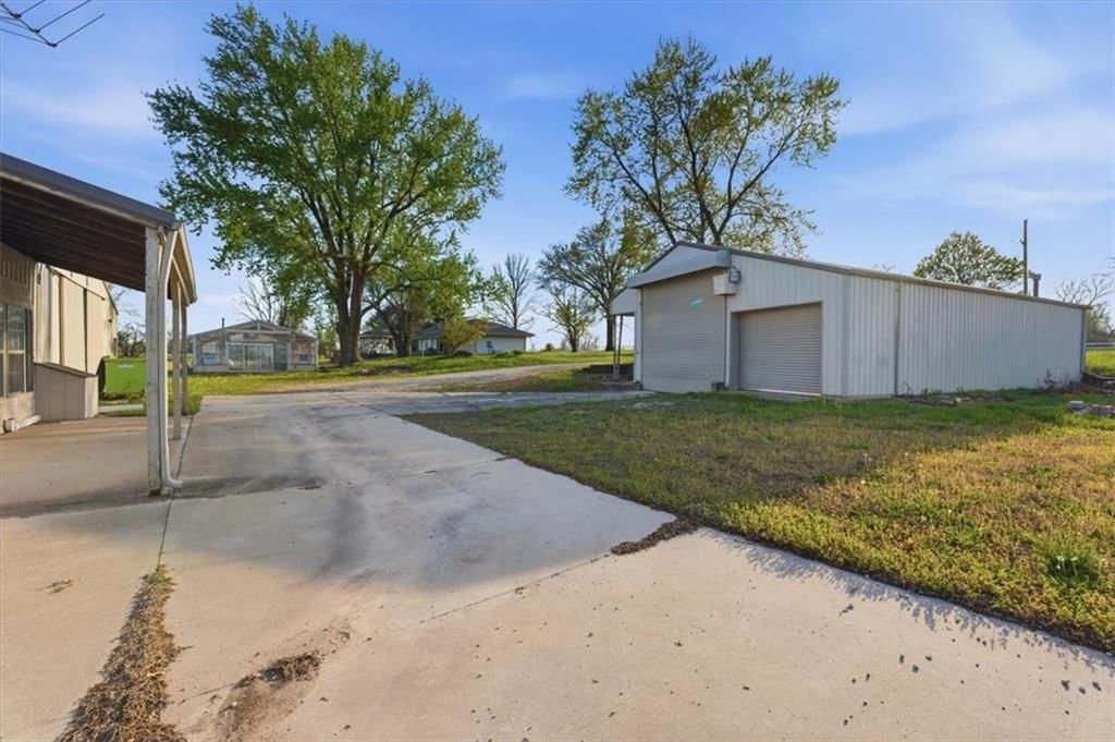 21503 S State Route Y Highway — photo 41