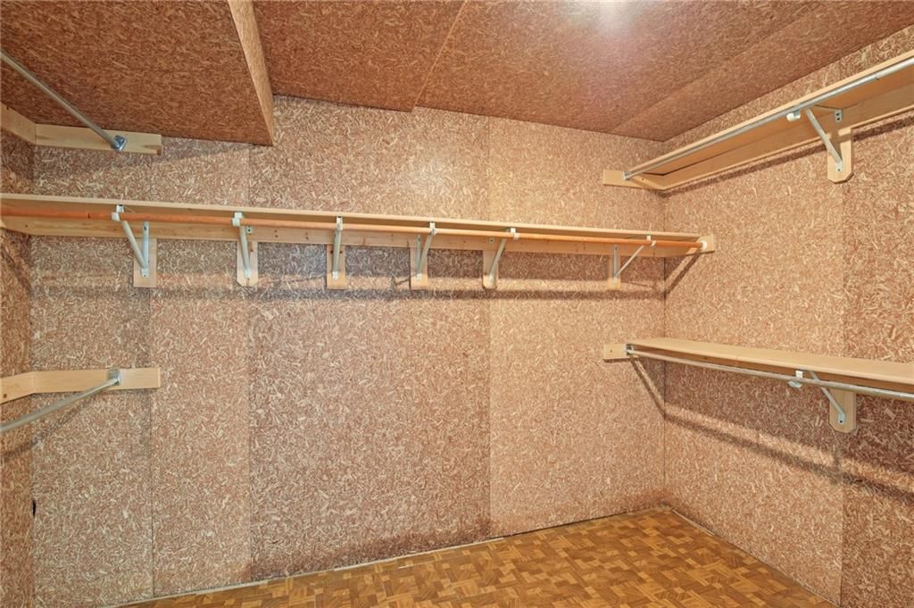 7844 W 118th Terrace — photo 24