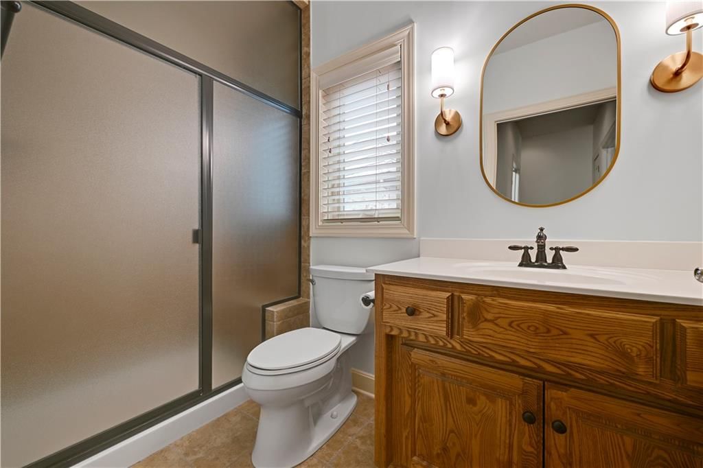 740 Suffolk Lane — photo 25