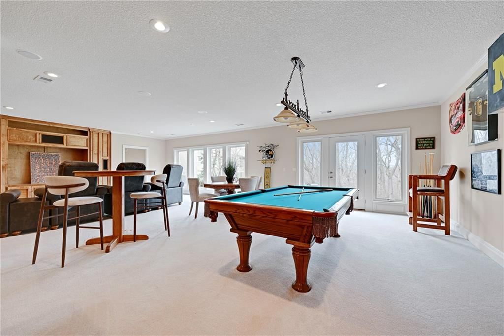 740 Suffolk Lane — photo 31