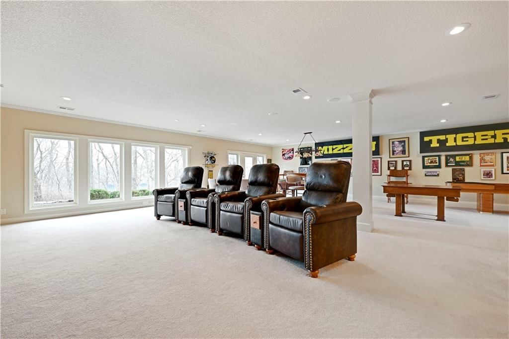 740 Suffolk Lane — photo 35