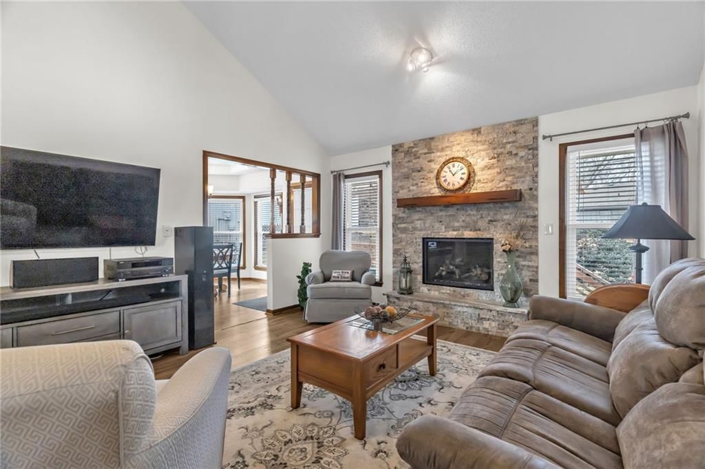 121 SW 26th Street Court — photo 5