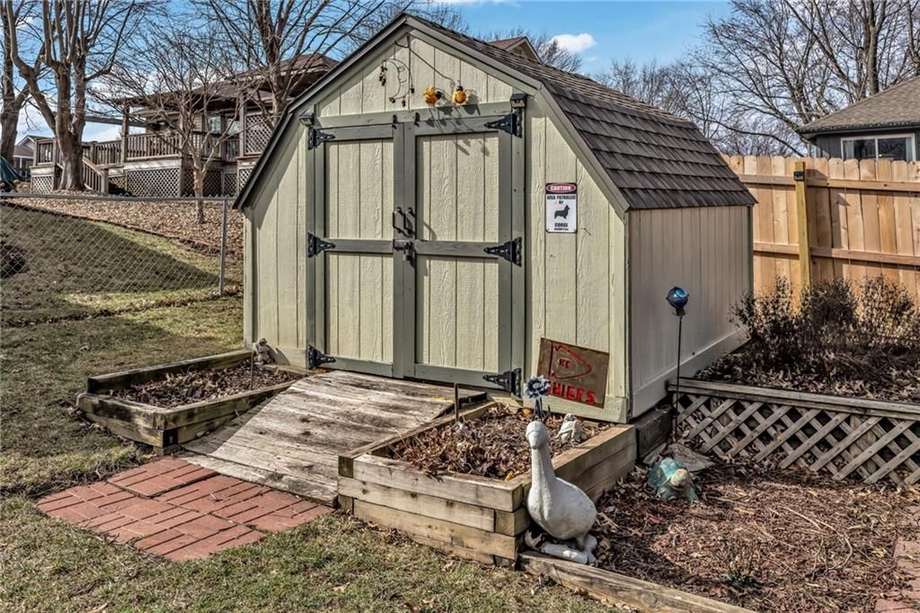 121 SW 26th Street Court — photo 23