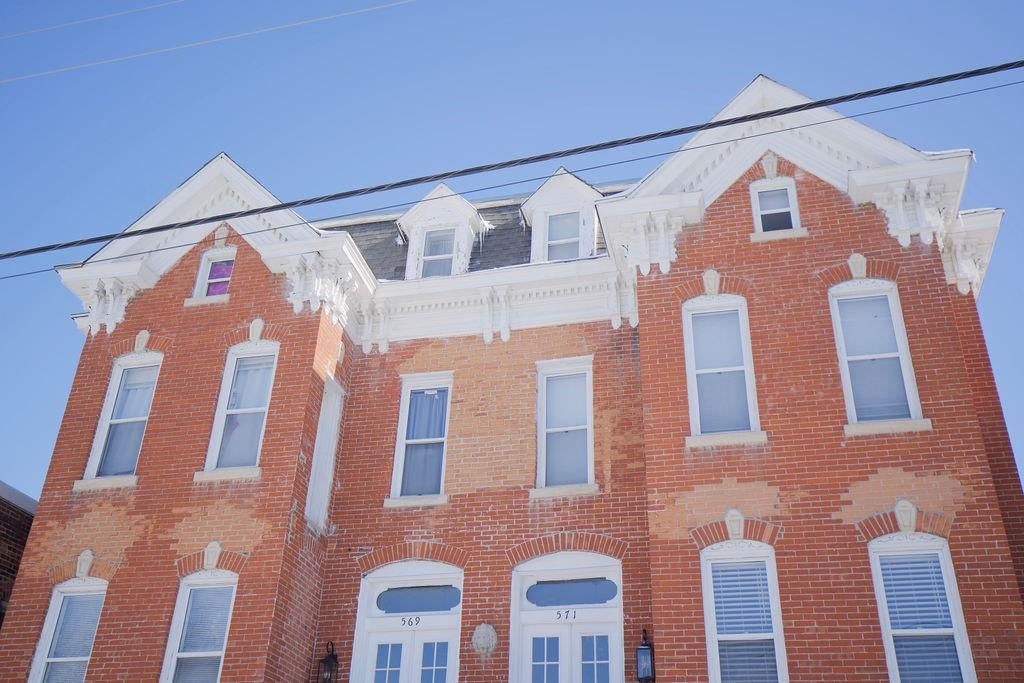 569-571 Campbell Street — photo 2