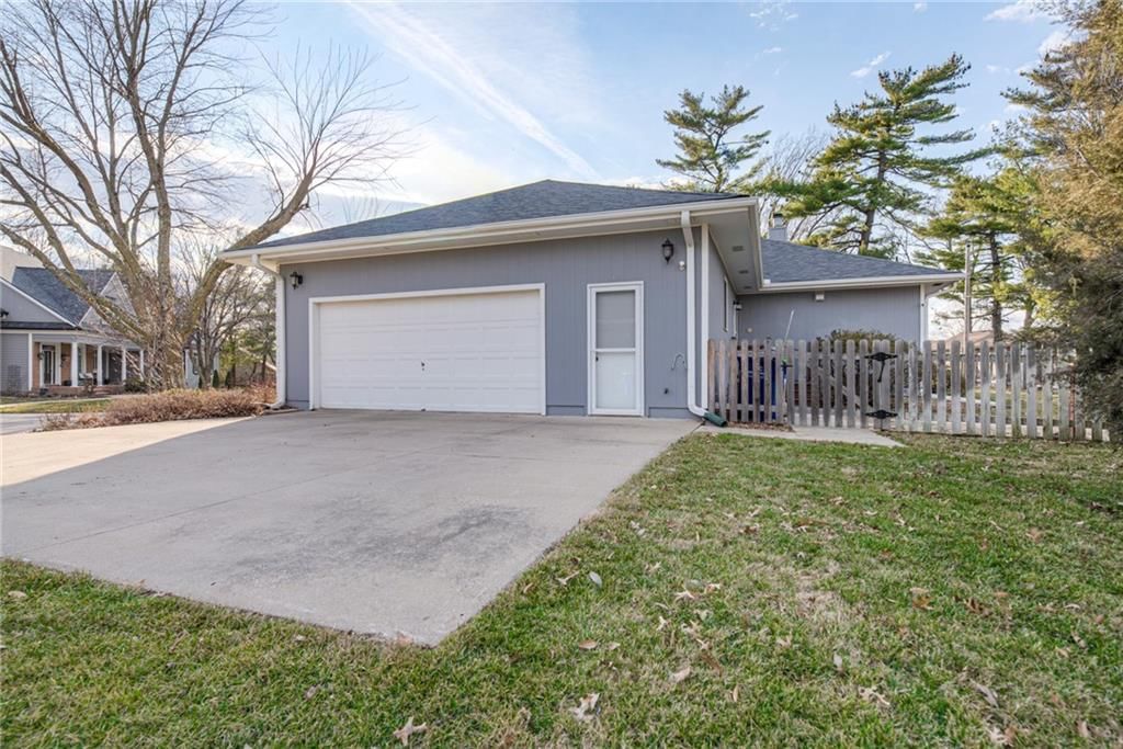 6806 Bluejacket Street — photo 4