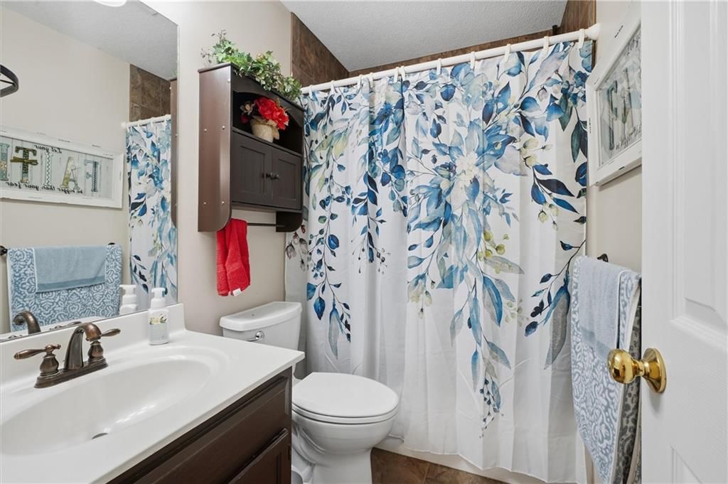 6816 N Corrington Avenue — photo 15