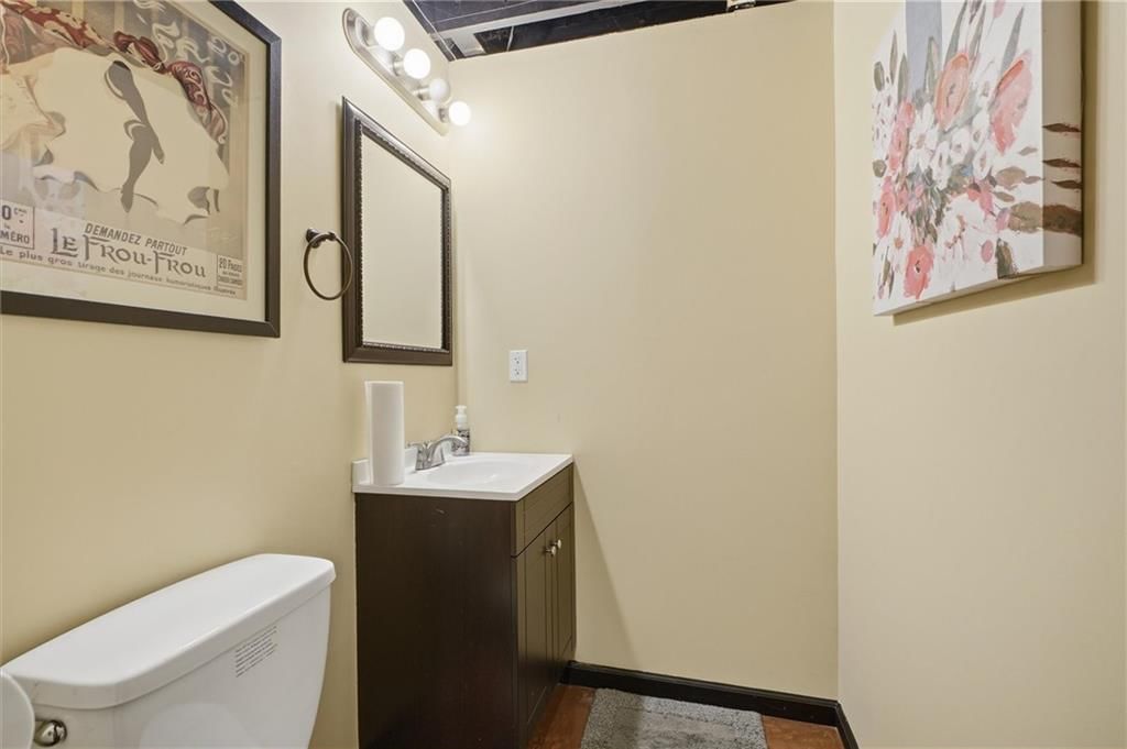 6816 N Corrington Avenue — photo 28