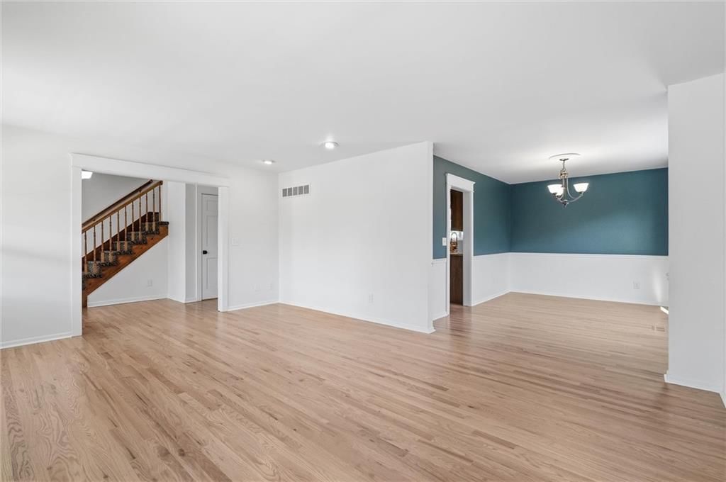 6323 N Robinhood Lane — photo 8