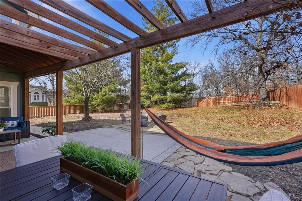 6323 N Robinhood Lane — photo 41