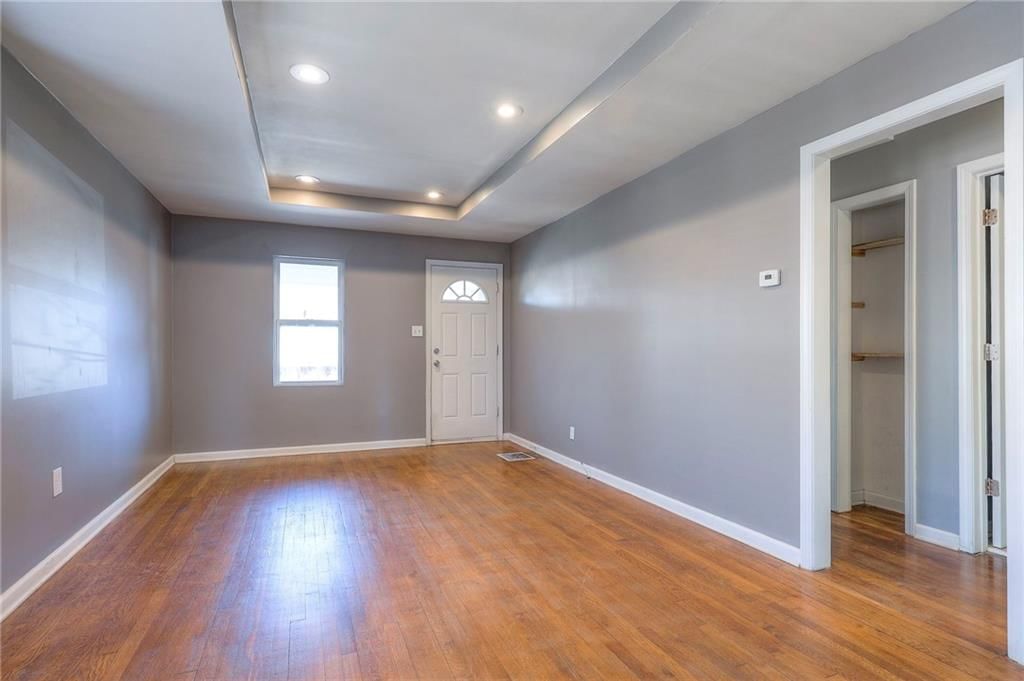 2815 Everett Avenue — photo 7