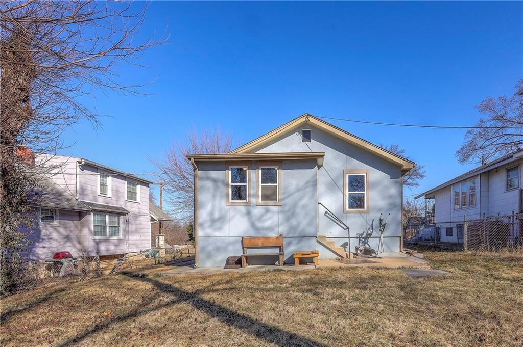 2815 Everett Avenue — photo 21
