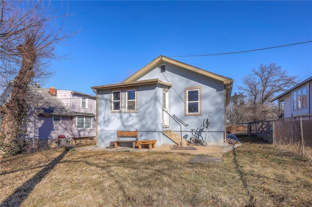 2815 Everett Avenue — photo 22