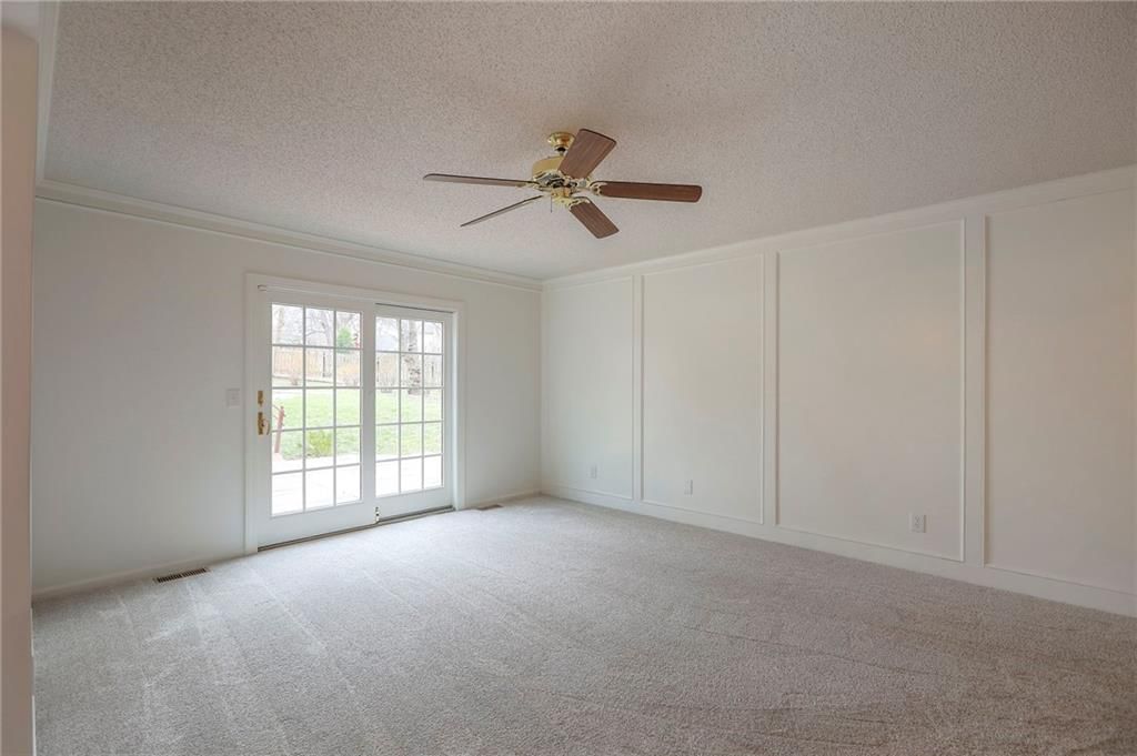 7609 W 115th Street — photo 12