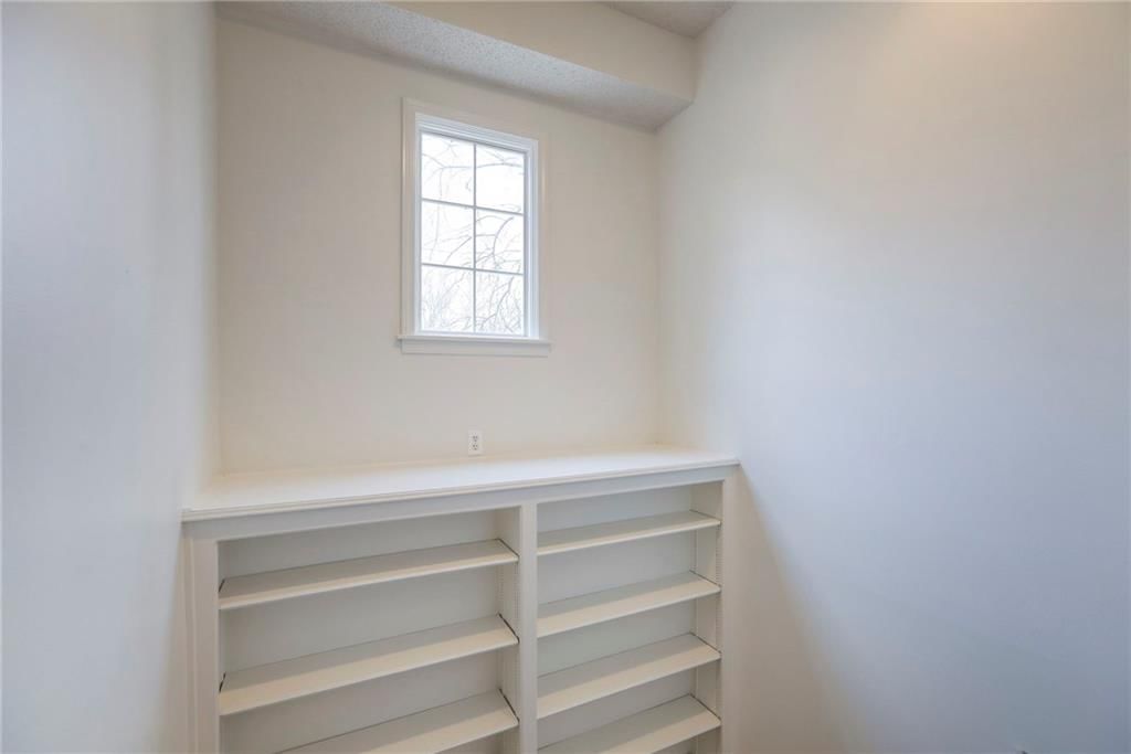 7609 W 115th Street — photo 15