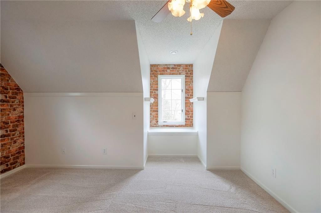 7609 W 115th Street — photo 26