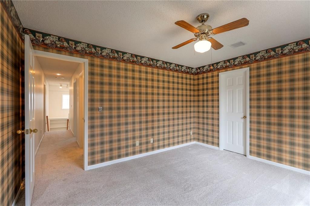 7609 W 115th Street — photo 30