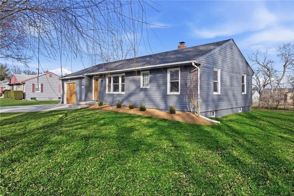 11805 Oakley Avenue — photo 3