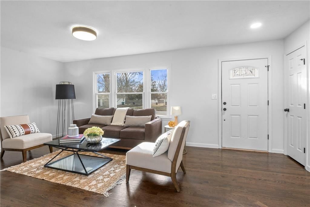 11805 Oakley Avenue — photo 5