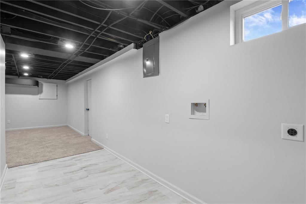 11805 Oakley Avenue — photo 24