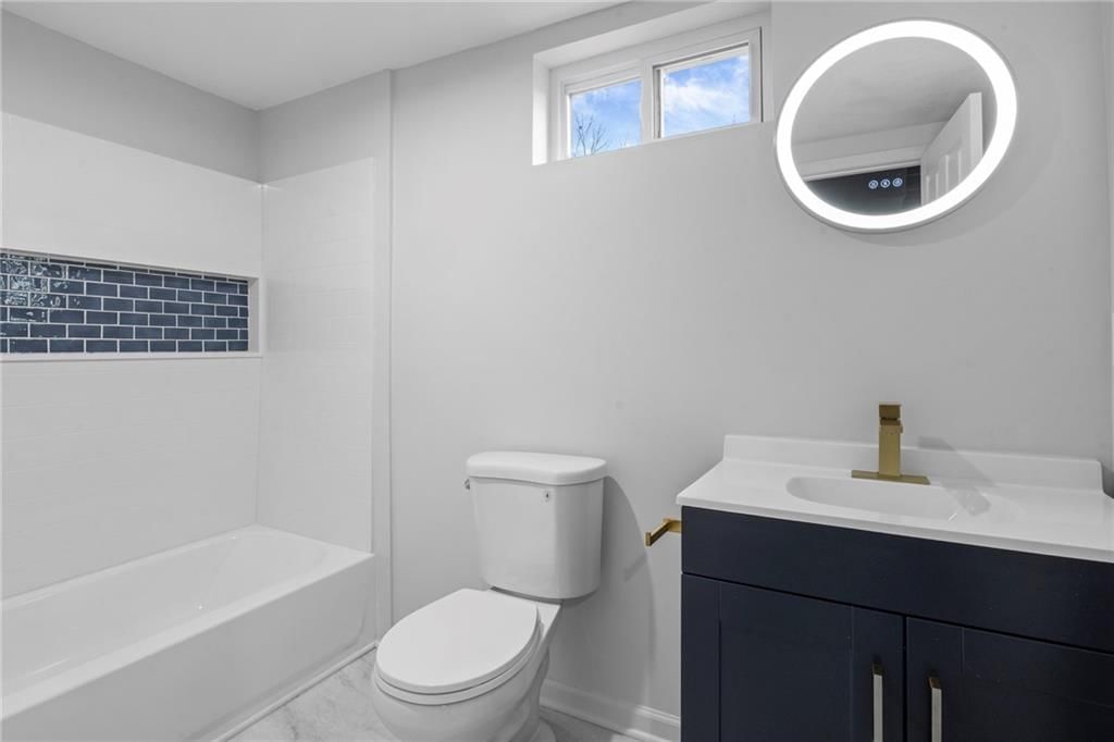 11805 Oakley Avenue — photo 26