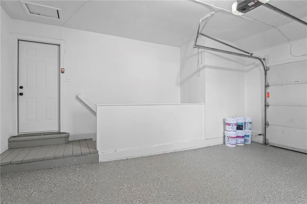 11805 Oakley Avenue — photo 27