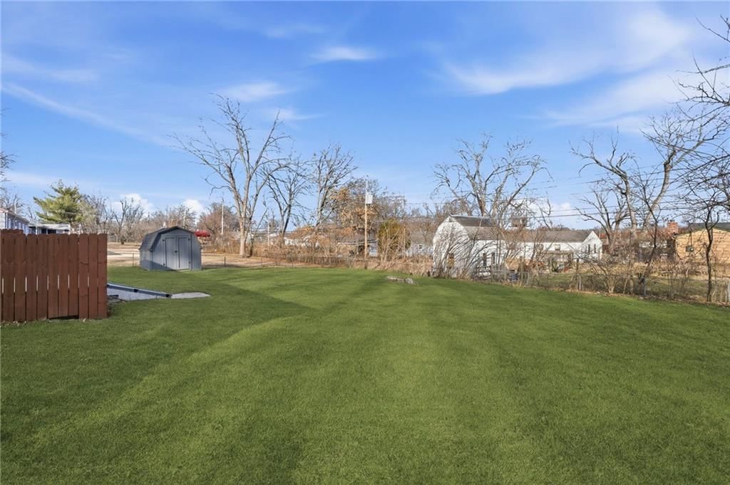 11805 Oakley Avenue — photo 30