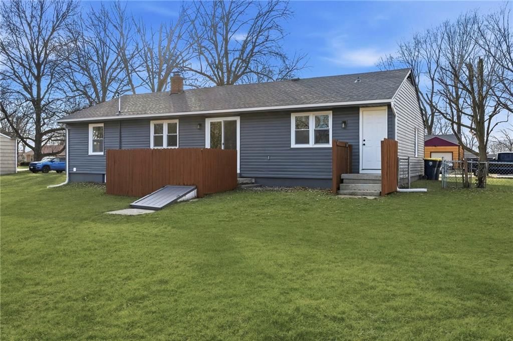 11805 Oakley Avenue — photo 32