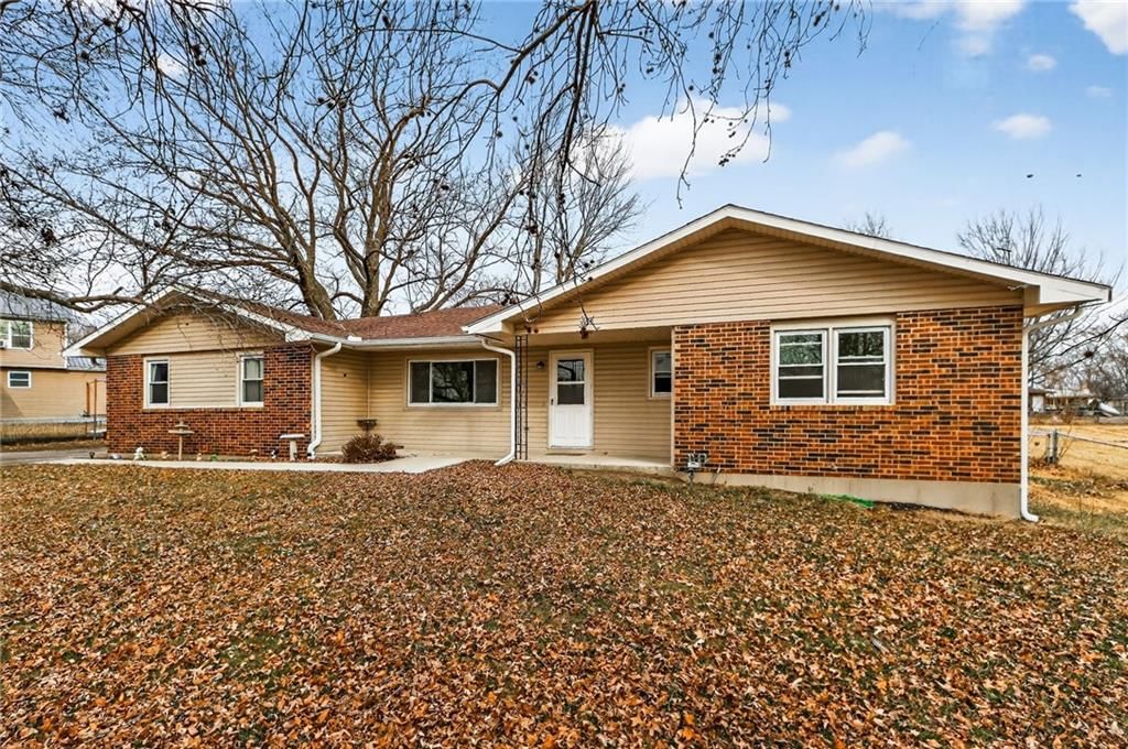 416 Country Drive — photo 3