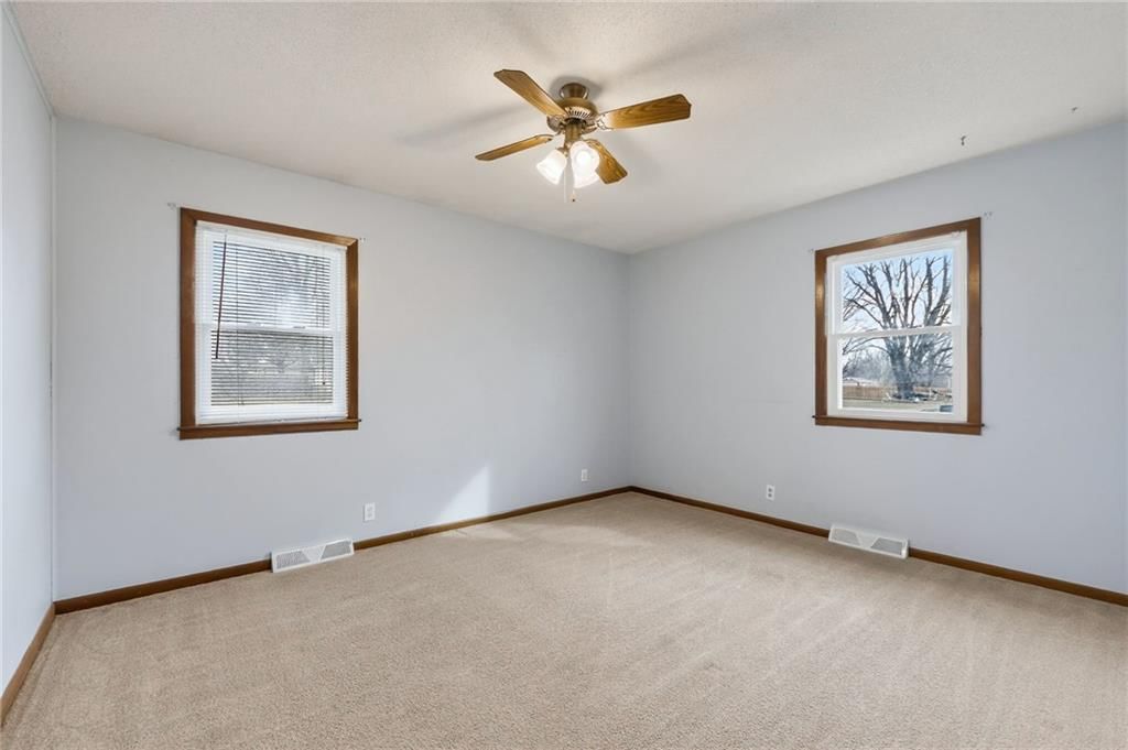 416 Country Drive — photo 20