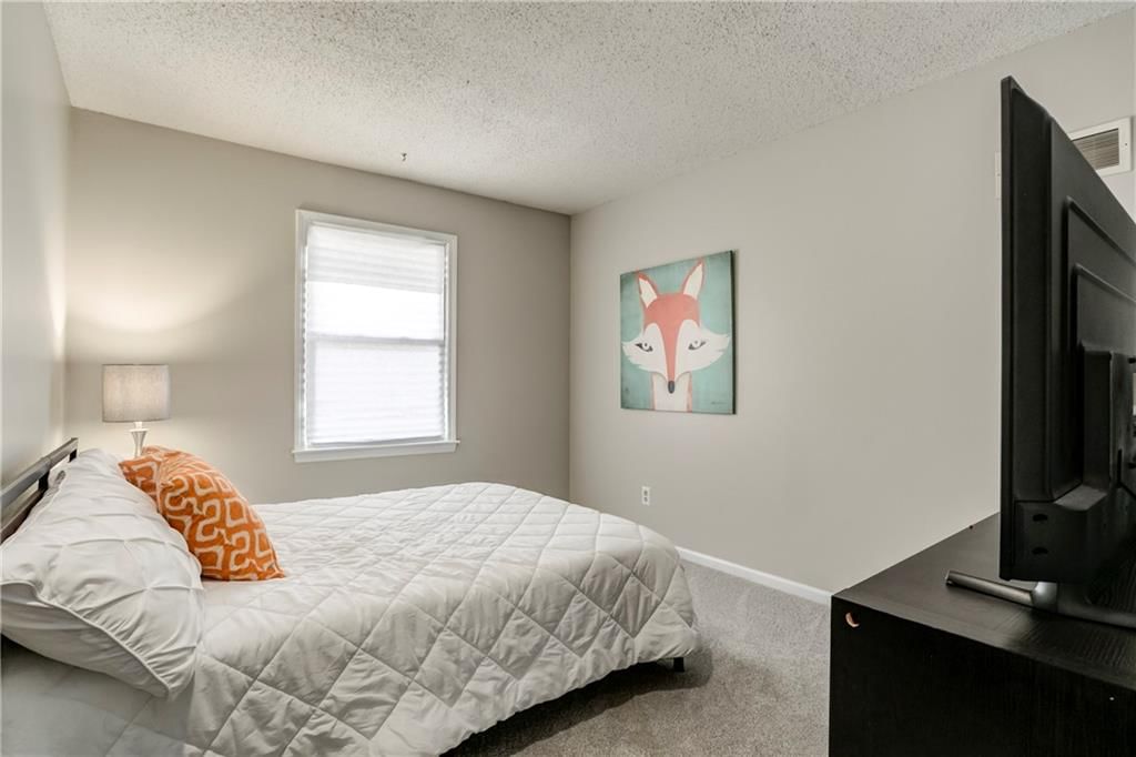 7640 W 194th Street — photo 15