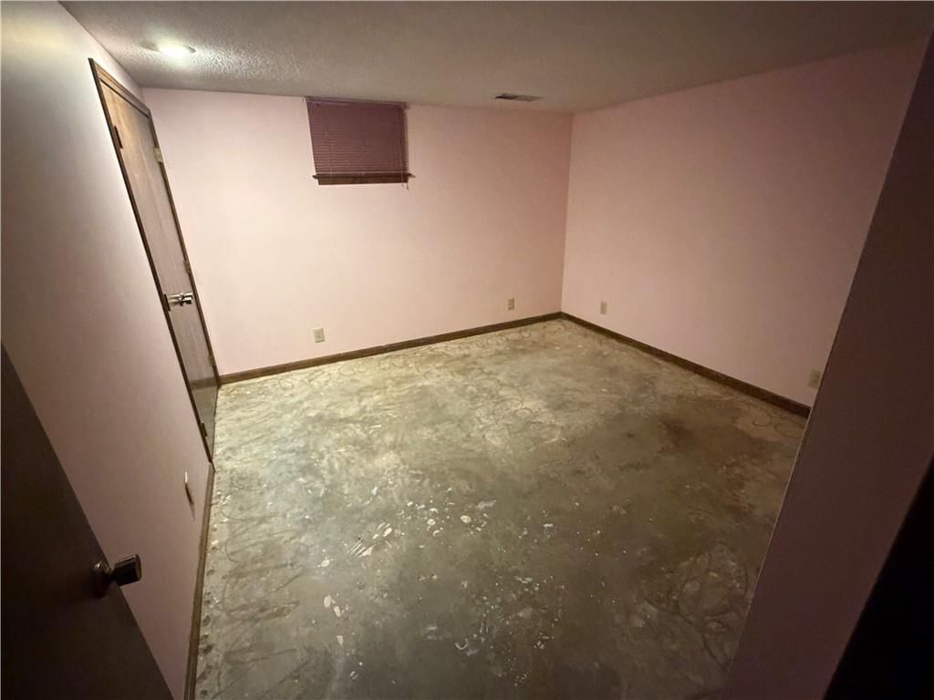 12325 Pinehurst Drive — photo 39