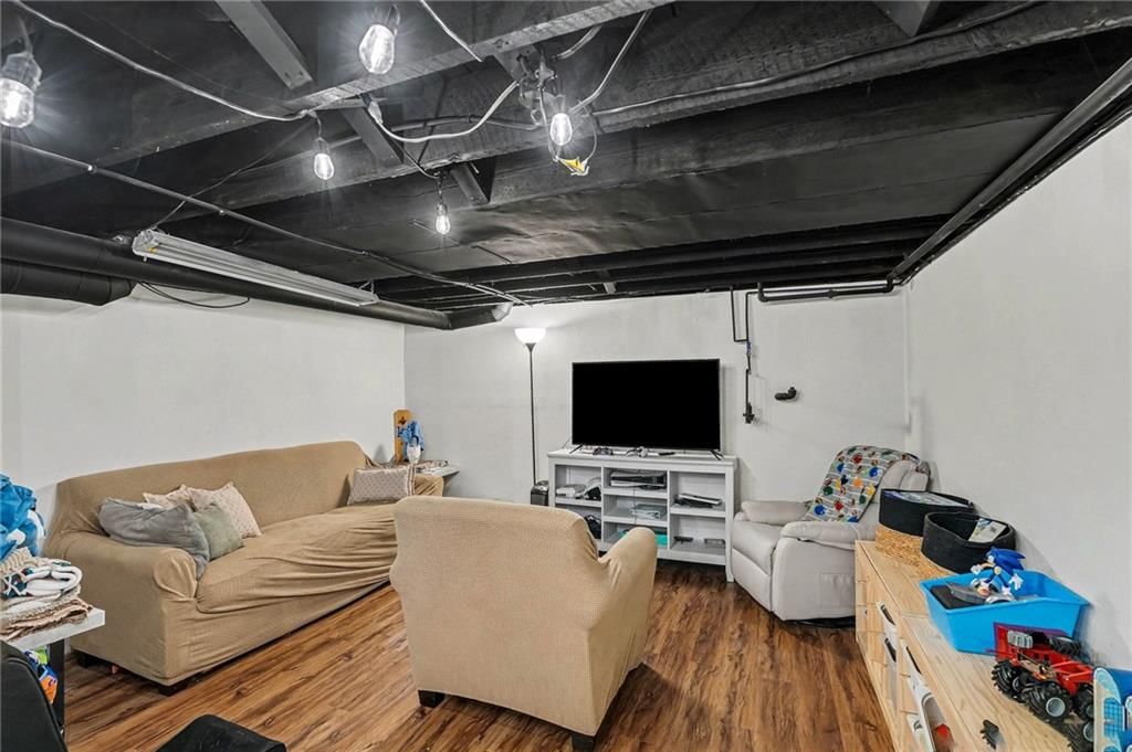 1002 Garden Street — photo 16
