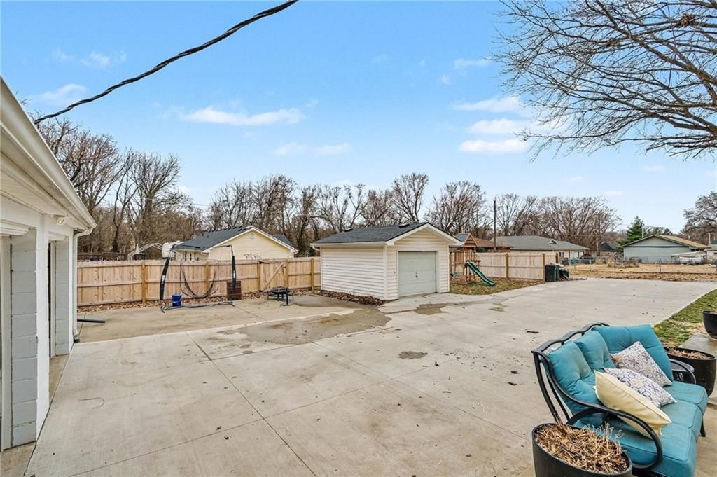 1002 Garden Street — photo 24