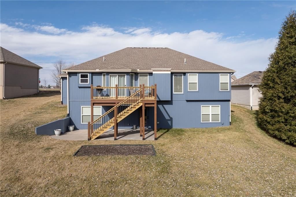 4704 Donnelly Drive — photo 4