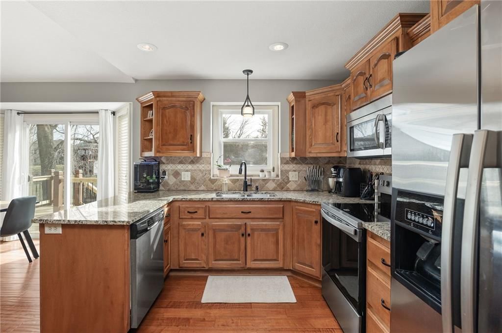 4704 Donnelly Drive — photo 10