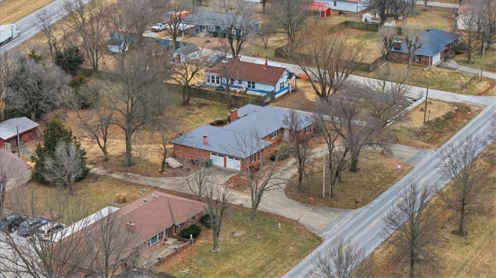 1005 N Old Highway 71 N/A — photo 35