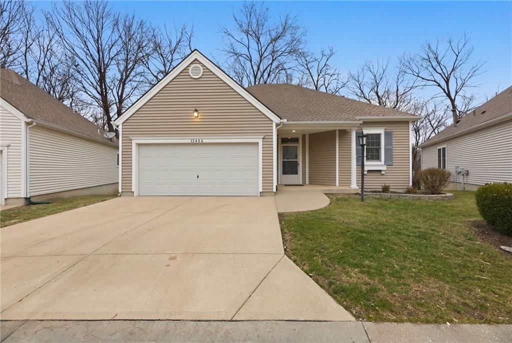 13464 W 126th Terrace, Overland Park, KS