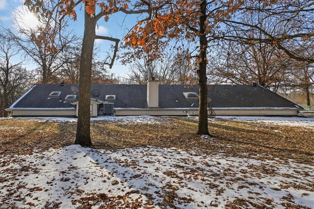 3724 N Perrin Road — photo 39